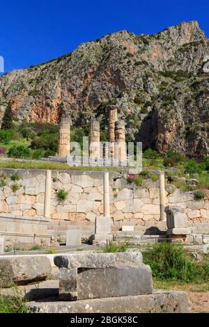 Römische Ruinen von Delphi, Griechenland, Europa Stockfoto