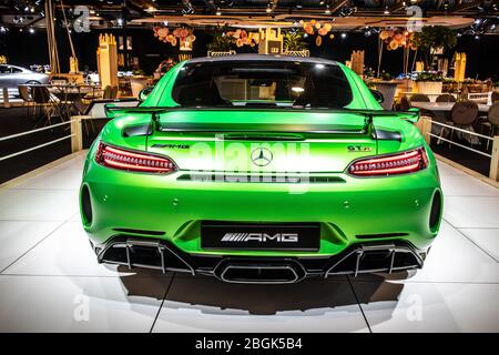 Brüssel, Belgien, Jan 2020 Mercedes AMG GT R Roadster V8 Bi-Turbo mit M178 Motor, Brussels Motor Show, Hochleistungs-Mercedes Benz Auto Stockfoto