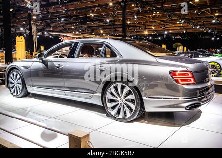 Brüssel, Belgien, 09. Januar 2020: Neuer Bentley Flying Spur auf dem Brüsseler Automobilsalon, dritte Generation, MSB-Plattform, Bentley-Flaggschiff der Luxuslimousine Stockfoto