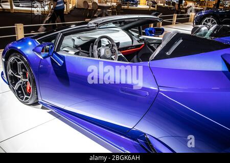 Brüssel, Belgien, Jan 2020 Lamborghini Huracan Evo Spyder auf dem Brussels Motor Show, Supersportwagen des italienischen Automobilherstellers Lamborghini Stockfoto