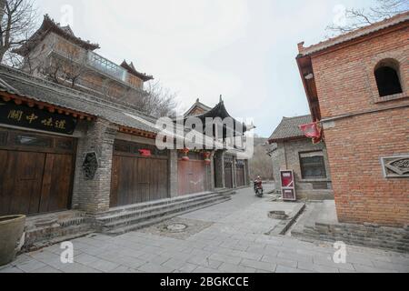 Innenansicht der Kulturschauplätze von Bailuyuan, die abgerissen werden sollen, Bezirk Lantian, Stadt Xi'an, nordwestlich der Provinz Shaanxi, 9. März 2020. Bürsche Stockfoto