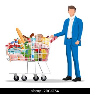 Mann mit Einkaufswagen voller frischer Produkte. Supermarkt. Essen und Trinken. Milch, Gemüse, Fleisch, Hühnerkäse, Würstchen, Salat, Brot, Müsli, Steak Ei. Abbildung flacher Vektorgrafiken Stock Vektor