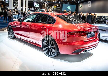 Brüssel, Belgien, Jan 2020 Jaguar XE D180SE, Brussels Motor Show, viertürige Kompaktlimousine der Executive-Limousine, hergestellt und vermarktet von Jaguar Stockfoto