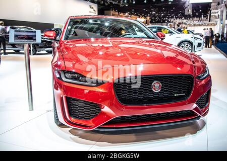 Brüssel, Belgien, Jan 2020 Jaguar XE D180SE, Brussels Motor Show, viertürige Kompaktlimousine der Executive-Limousine, hergestellt und vermarktet von Jaguar Stockfoto