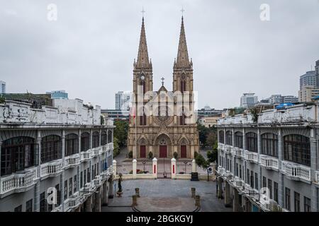 Dieses undatierte Foto zeigt eine Luftaufnahme der Kathedrale des Heiligen Herzens, die Kathedrale des Heiligen Herzens Jesu, die auch als der Stein bekannt ist Stockfoto