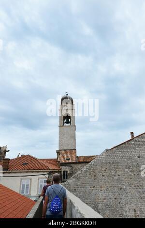 Der Uhrturm in Dubrovnik Stari Grad, Kroatien. Stockfoto