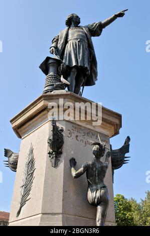 Kolumbusstatue vor Kathedrale von Santo Domingo, Dominikanische Republik, Karibik, Amerika Stockfoto