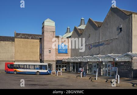 Elgin, Moran, Großbritannien. 22. April 2020. Stagecoach Busse, Alexandra Road, Elgin IV30 1PW. Die Stagecoach Busse in Elgin waren wegen des COVID-19 Virus sehr ruhig. Quelle: JASPERIMAGE/Alamy Live News Stockfoto