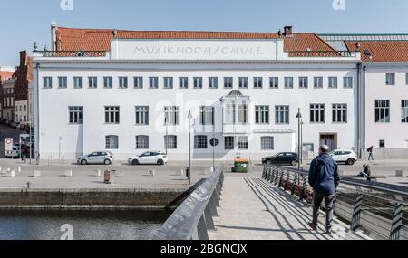 26. März 2020, Schleswig-Holstein, Lübeck: Blick auf das Hauptgebäude der Musikhochschule Lübeck (MHL). Foto: Markus Scholz/dpa Stockfoto