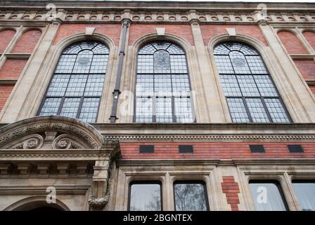 Red Brick Stone Dressings Architecture Parliament Square RICS 12 Great George St, Westminster, London SW1P von Alfred Waterhouse Stockfoto