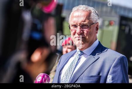 22. April 2020, Neubiberg bei München, Bayern, Deutschland: JOACHIM HERRMANN, Innenminister Bayerns. Stockfoto