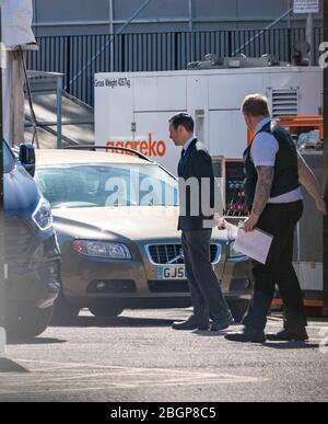 Brentwood Essex, Großbritannien. April 2020. Bestatter kommen an der temporären covid-19 Leichenhalle ein Brentwood Gemeinschaft Hosptial Kredit: Ian Davidson/Alamy Live News Stockfoto