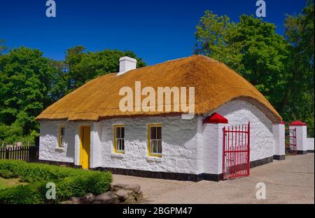 Irland, County Down, Cultra, Ulster Folk and Transport Museum, Corradraenan Farmhouse. Stockfoto