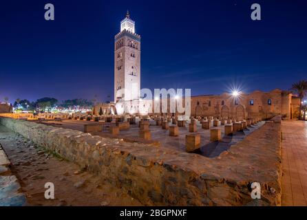 Moschee Koutoubia Minarett in der Medina von Marrakesch, Marokko Stockfoto