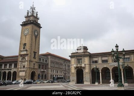 Bergamo, Lombardei, Italien- 23. September 2019: Porta Nuova(früher Barriera delle Grazie)erbaut im neoklassizistischen Stil im Jahr 1837, Architekt Giuseppe Cusi Stockfoto