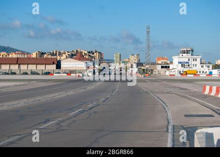 Die Start- und Landebahn des Internationalen Flughafens Gibraltar Stockfoto