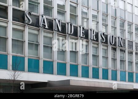 Modernistische Architektur Glas 1950er Architektur Sanderson Hotel, 54 Berners Street, Westminster, London von Jeff Holroyd von Slater Uren Architects Stockfoto