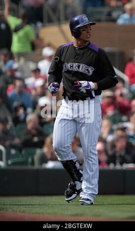 Carlos Gonzalez der Rockies, Trainieren im Frühjahr 2013 in Sports Complex Salt River Felder an der Talking Stick in Arizona. 24. Februar 2013. (© NorteP Stockfoto