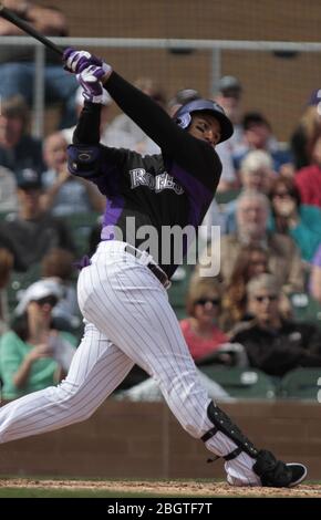 Carlos Gonzalez Rockies, Trainieren im Frühjahr 2013 in Sports Complex Salt River Felder an der Talking Stick in Arizona. 24. Februar 2013. (© NortePhot Stockfoto