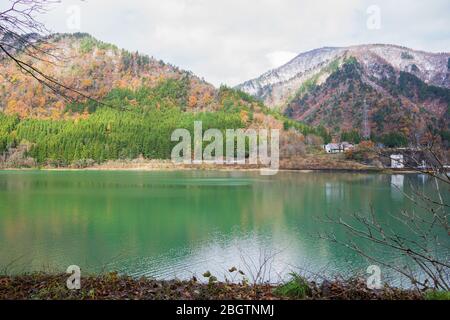 Ainokura in der Region Gokayama, wurde im Dezember 1995 in das Weltkulturerbe aufgenommen, haben 20 gassho-Stil Häuser bekannt als minka, die meisten waren Stockfoto