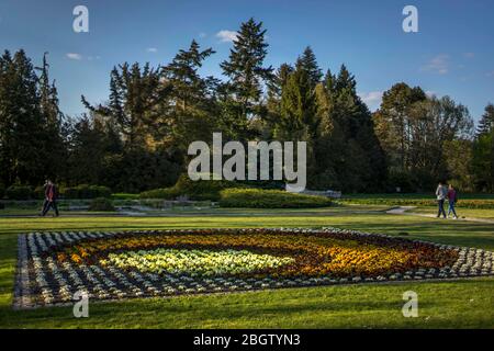 Posen, Wielkopolska, Polen. April 2020. Internationaler Tag Der Mutter Erde. Im Bild: Der Botanische Garten der Adam Mickiewicz Universität in Poznan. Quelle: Dawid Tatarkiewicz/ZUMA Wire/Alamy Live News Stockfoto