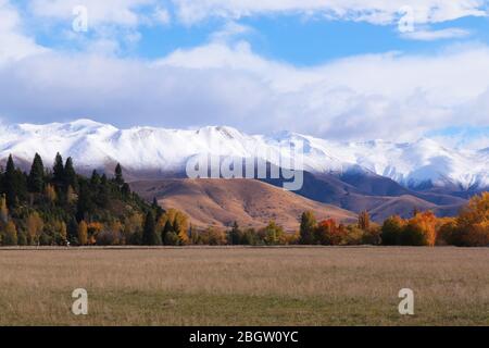 Schöne Natur in der Nähe von Twizel, Neuseeland, Südinsel, Ohau Range Stockfoto