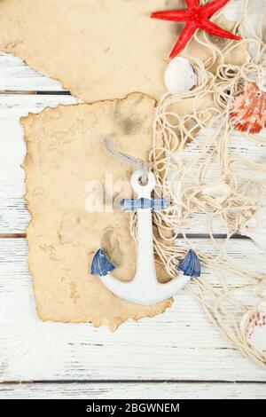 Einrichtung der Muscheln auf Holztisch Hintergrund Stockfoto
