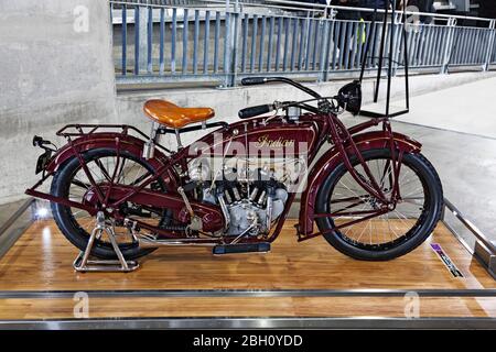 Motorräder / vollständig restauriert American 1923 Indian Scout Motorrad auf einer Motorshow in Melbourne Victoria Australien ausgestellt. Stockfoto