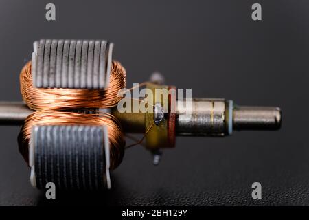 Motor Rotor, der aus der Makroansicht des Spielzeugs zerlegt wurde Stockfoto