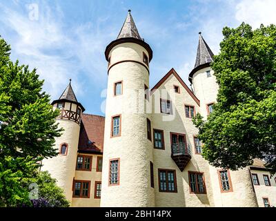 Das mittelalterliche Lohrer Schloss, auch Kurmainzer Schloss genannt, ist ein denkmalgeschützter Schlosskomplex in der niederfränkischen Stadt Lohr am Main Stockfoto