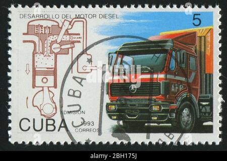 KUBA - UM 1993: Briefmarke gedruckt von Kuba, zeigt LKW, um 1993. Stockfoto