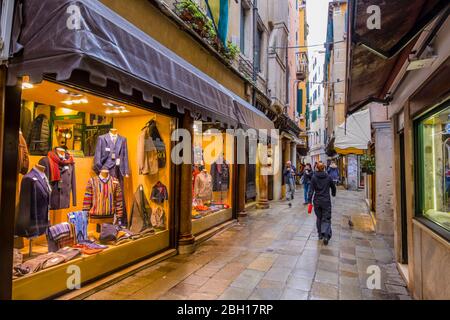 Rugeta del Ravano Einkaufsstraße, San Polo Viertel, Venedig, Italien Stockfoto