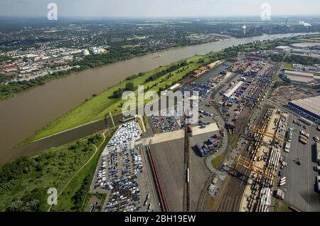 Container Terminal im Hafen des Binnenhafens von DIT Duisburg Intermodal Terminal GmbH am Gaterweg in Duisburg, 09.06.2016, Luftaufnahme, Deutschland, Nordrhein-Westfalen, Ruhrgebiet, Duisburg Stockfoto