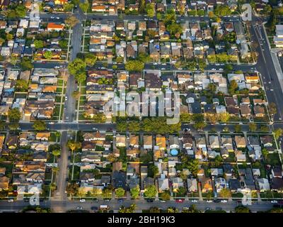 , Wohngebiet mit typischen Einfamilienhäusern in Commerce, 20.03.2016, Luftaufnahme, USA, Kalifornien, Commerce Stockfoto