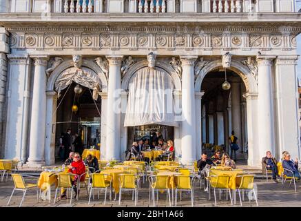 Caffe Gelateria Al Todaro, vor Zecca, Riva Degli Schiavoni, San Marco, Venedig, Italien Stockfoto