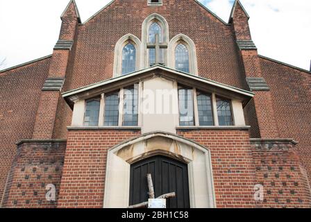 St Catherine’s Church, Neasden Lane, London NW10 1QB Stockfoto