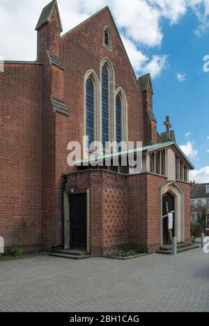 St Catherine’s Church, Neasden Lane, London NW10 1QB Stockfoto