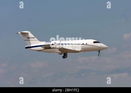 N926SS Private Bombardier CC-144C Challenger (CL-600-2B16/604) in Malpensa (MXP/LIMC), Mailand, Italien Stockfoto