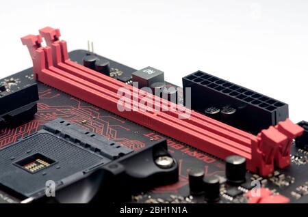 Closeup ddr4-Steckplatz auf dem Motherboard Stockfoto