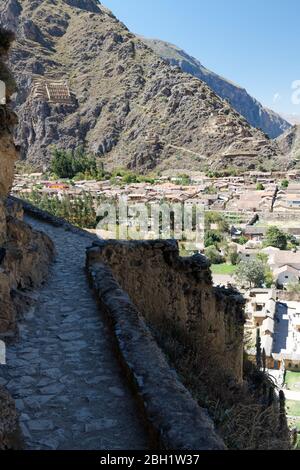 Die Stelle der ehemaligen Inka-Zitadelle in Ollantaytambo Stockfoto