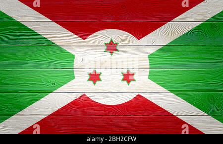Burundi Flagge auf alten Holzplanke Hintergrund gemalt. Gebürstete natürliche leichte geknotete Holzbrett Textur. Holzstruktur Hintergrundfahne von Burundi. Stockfoto