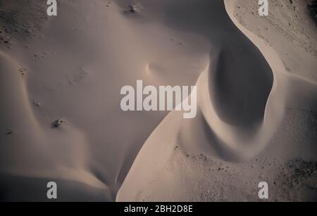 USA, Kalifornien, Low-Level Luftaufnahmen von Cadiz Dunes in Mojave Wüste Stockfoto