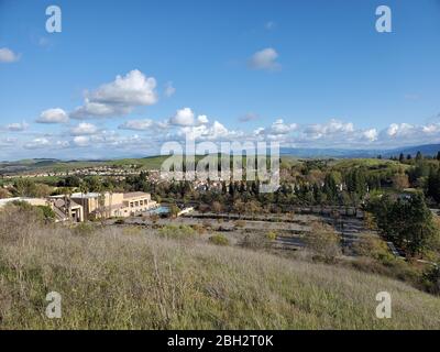 Luftaufnahme von San Ramon, Kalifornien an einem sonnigen Tag, 25. März 2020. () Stockfoto