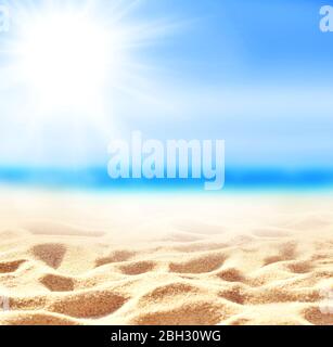 Sommer Sand Strand Hintergrund. Meer und Himmel. Sommerkonzept Stockfoto