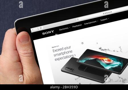 Sony Website auf einem iPad (nur redaktionelle Verwendung) Stockfoto