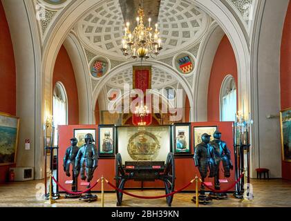 Besuch des Arsenal - Museum für Militärgeschichte. Wien, Österreich Stockfoto