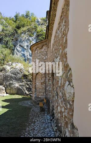 VITOVNICA, SERBIEN - 11. AUGUST 2019: Mittelalterliches Kloster Vitovnica, Sumadija und Westserbien Stockfoto