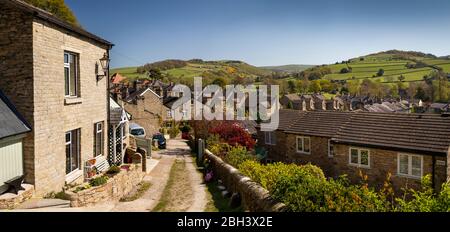 Großbritannien, England, Cheshire, Bollington, Beeston Mount, Blick Richtung Billinge über die 80er Jahre Gehäuse, Panorama Stockfoto