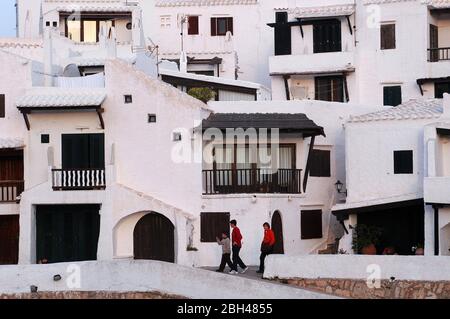 Binibèquer, Binibeca. Fischerdorf und Strand. Menorca, Spanien Stockfoto
