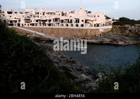 Binibèquer, Binibeca. Fischerdorf und Strand. Menorca, Spanien Stockfoto